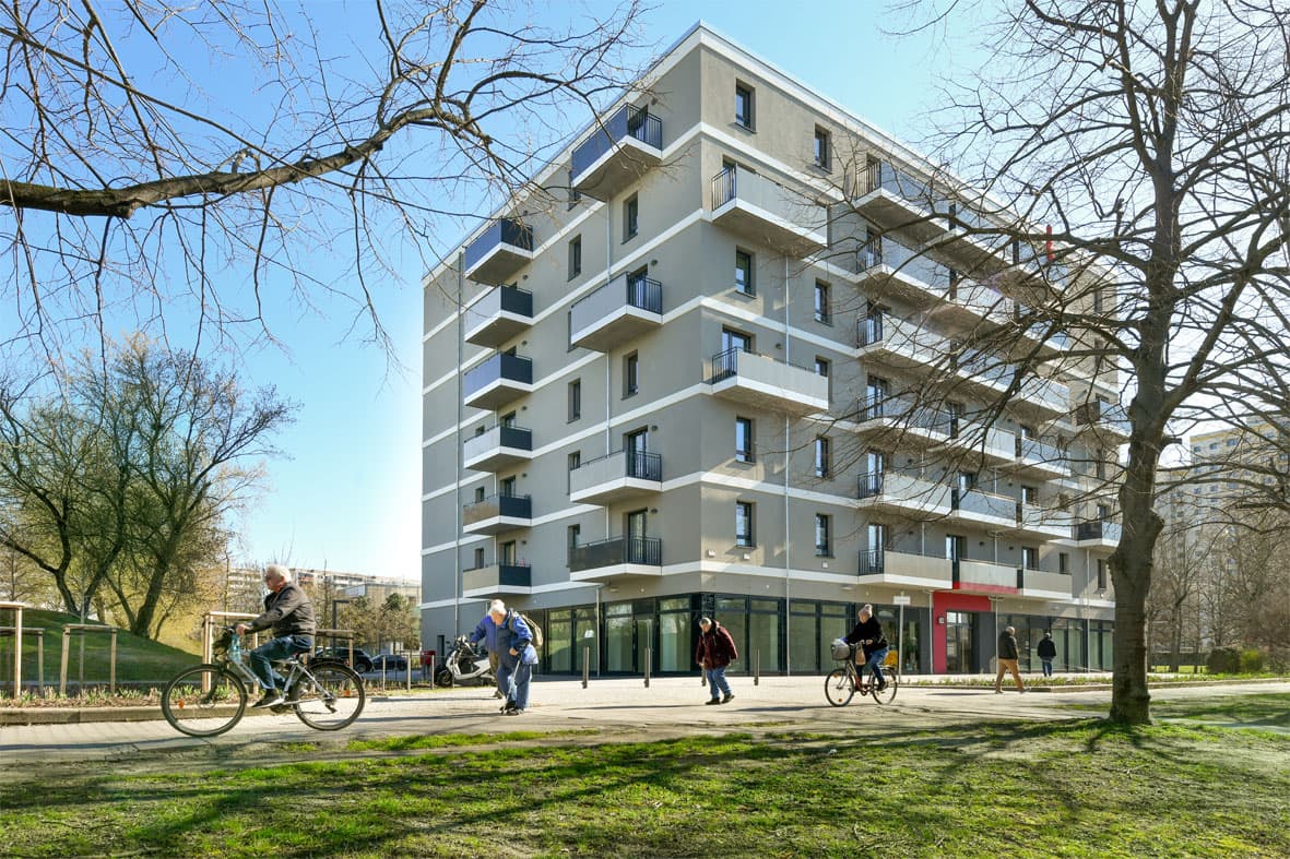 degewo-Neubau_MehrowerAllee28_30_-2039_Credits-Tina-Merkau.jpg